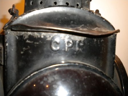 CPR mark on sliding door