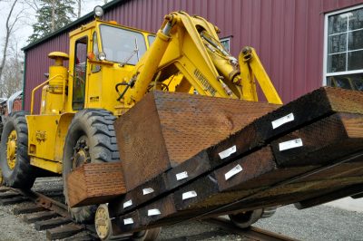 Speedswing loaded with replacement timbers for Bridge 35.