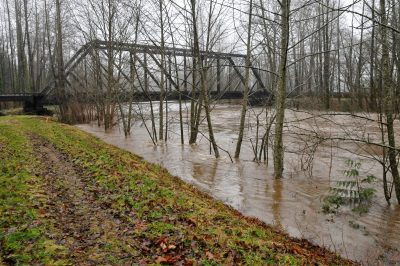 Bridge 35 during the January 2015 flooding, 4 hours before cresting.