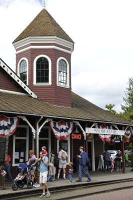Summer days at the Snoqualmie Depot