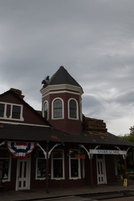 Shingles being applied to the octagonal turret