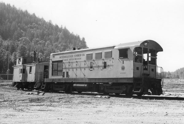 Weyerhaeuser #1 in service at Enumclaw with caboose.